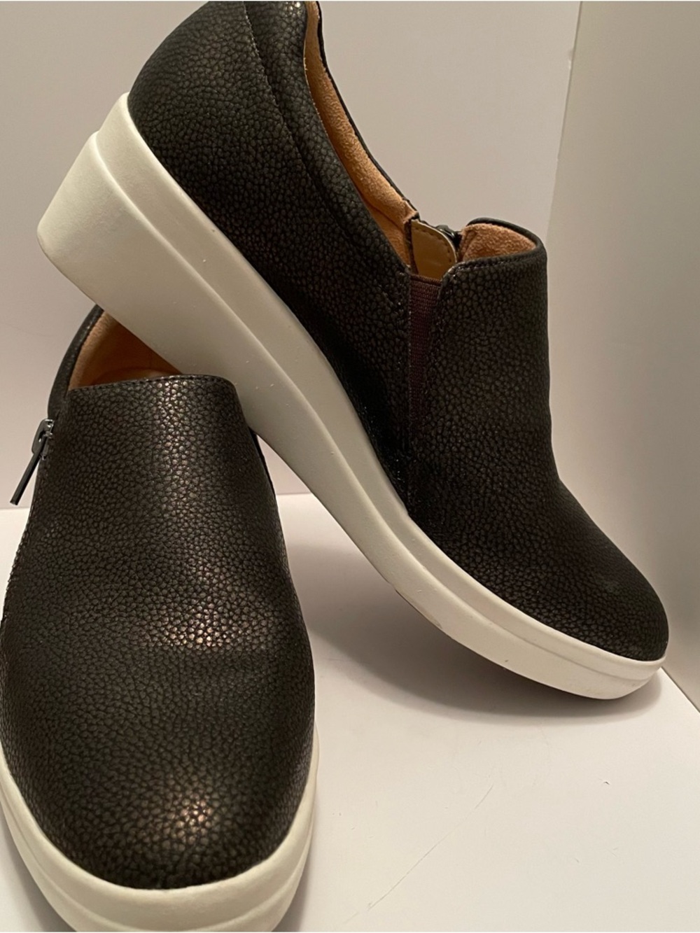 Naturalizer Shoes Womens 8.5 M Sierra Side Zip Wedge Loafer Black